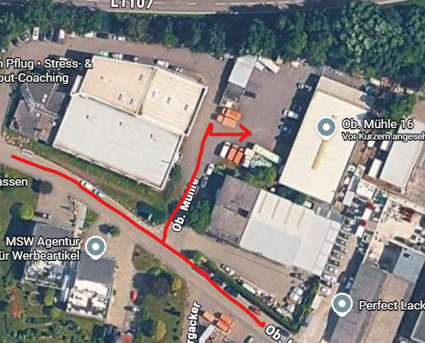 Luftbild der Straße Obere Mühle mit rot eingezeichneter Zufahrt zur Werkstatt